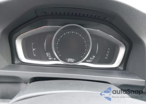 2018 Volvo V60 T5 Dynamic из США, поврежденный, VIN YV140MEL3J2379085